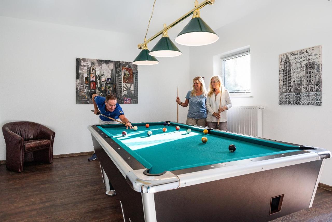 Appartement "Froschkoenig" - Oase Am Haff Garz  Exterior foto